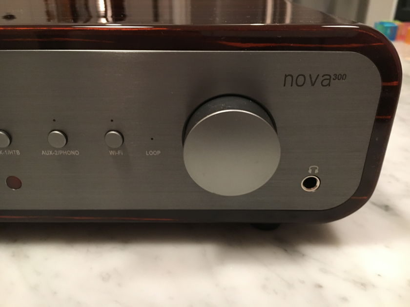 Peachtree Audio Nova 300 9/10 Condition