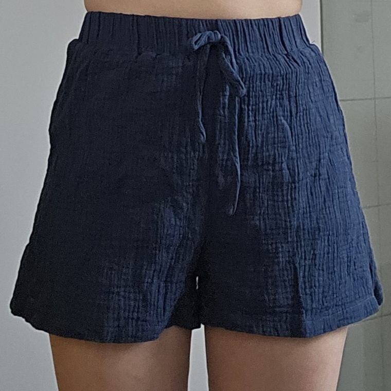 dark blue shorts