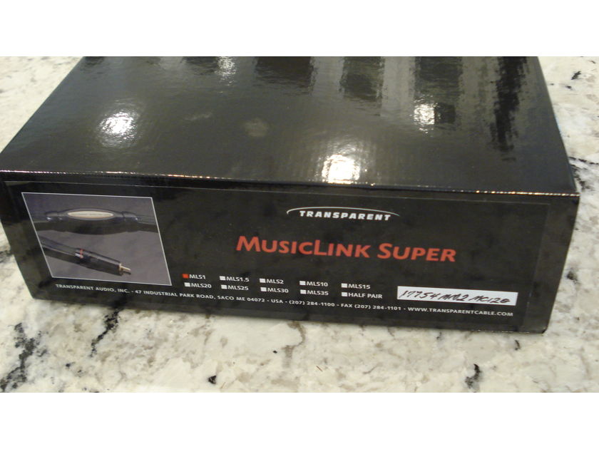 Transparent Audio MusicLink Super RCA Cables 1 meter, new in box.