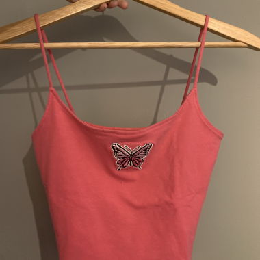 pink butterly top