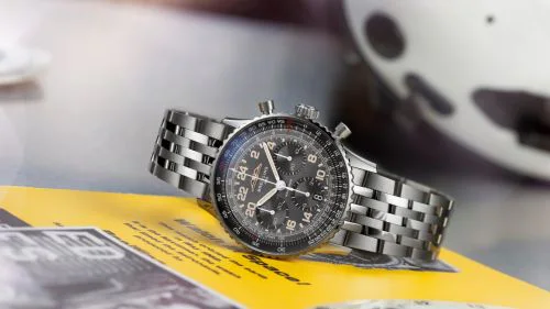 Navitimer B02 Chronograph 41 Cosmonaute Stainless Steel - Platinum / Japan