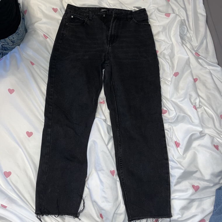 Black straight jeans