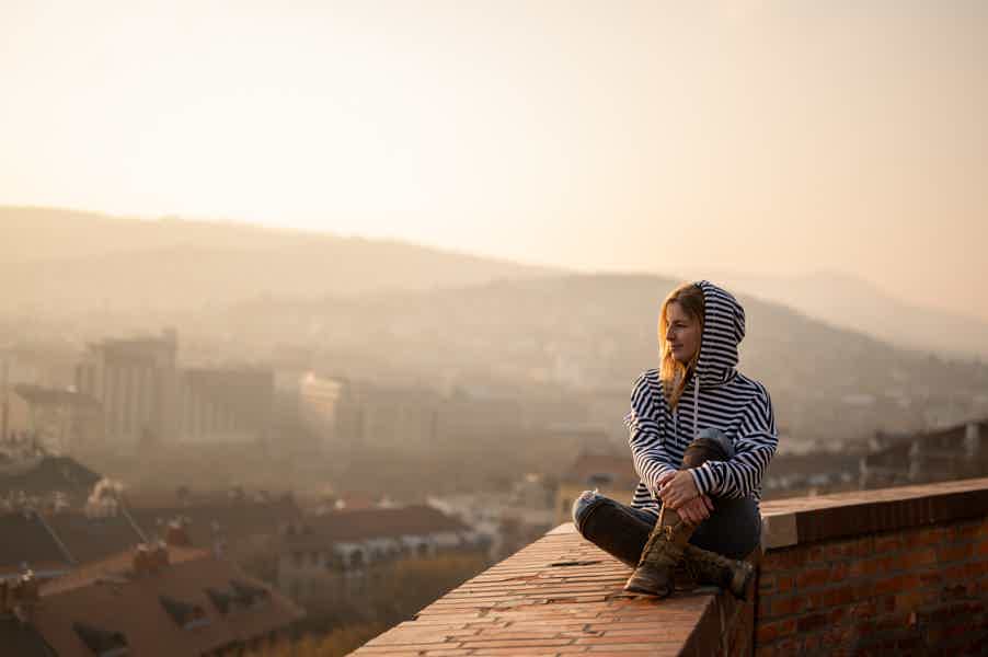 Buda Castle: Group photoshoot with a local guide - photo 5