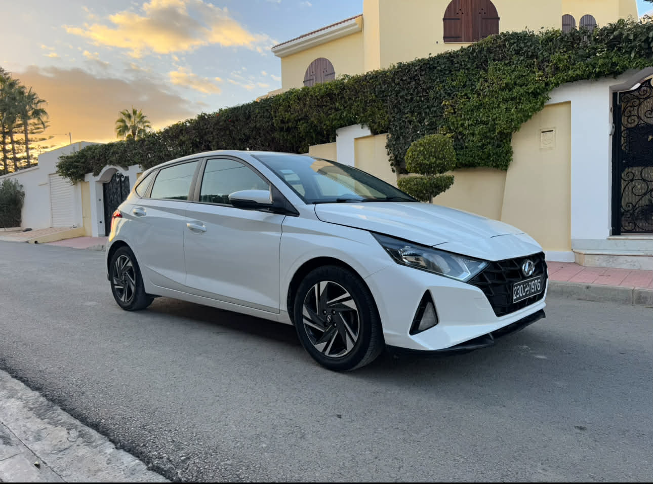 Hyundai i20 2022 - miniature 2