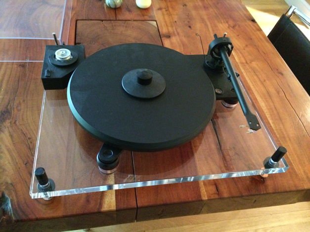Project Audio Perspective Pro-Ject Perspective Turntable