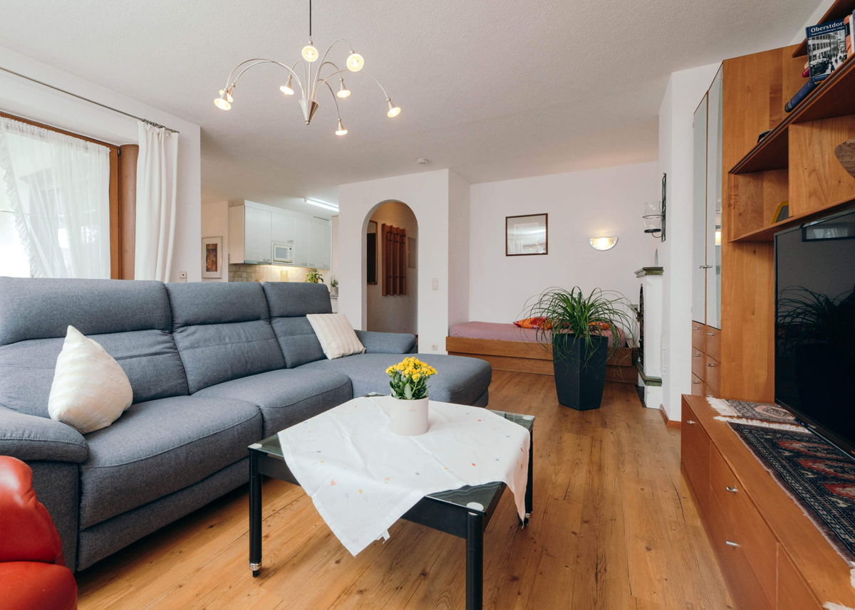 Ferienwohnung mit gemütlichem Wohnzimmer - in Oberstdort, Allgäu.