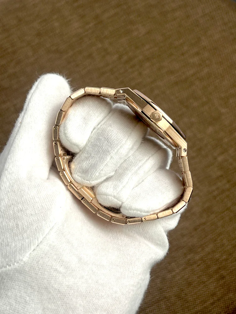 Audemars Piguet Royal Oak Lady Rose Gold Diamonds White dial Box and papers 2020, image 3