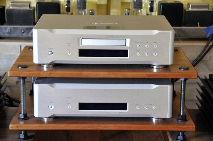 Esoteric P-05 & D-05 - SACD Transport and DAC/pre-amp, ...