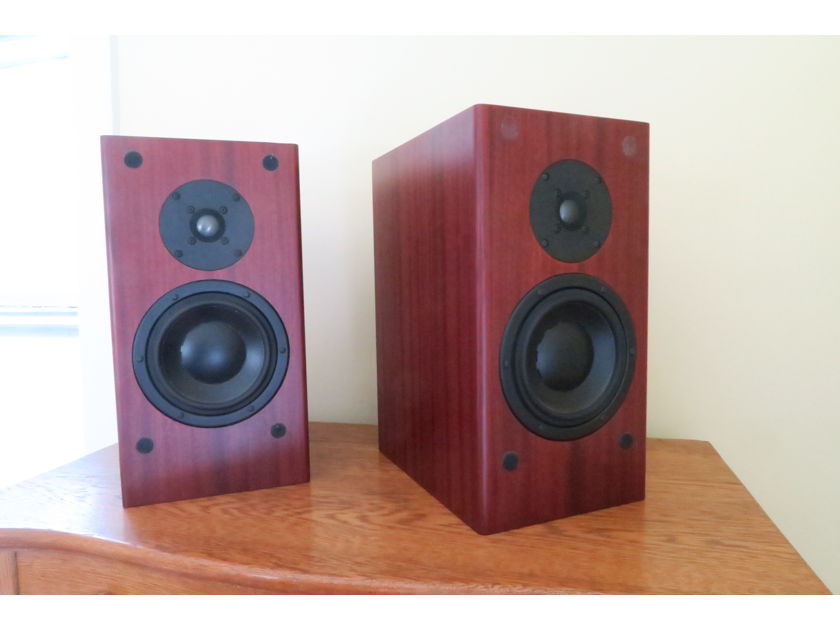 Totem Acoustics Mani 2 bookshelf speakers