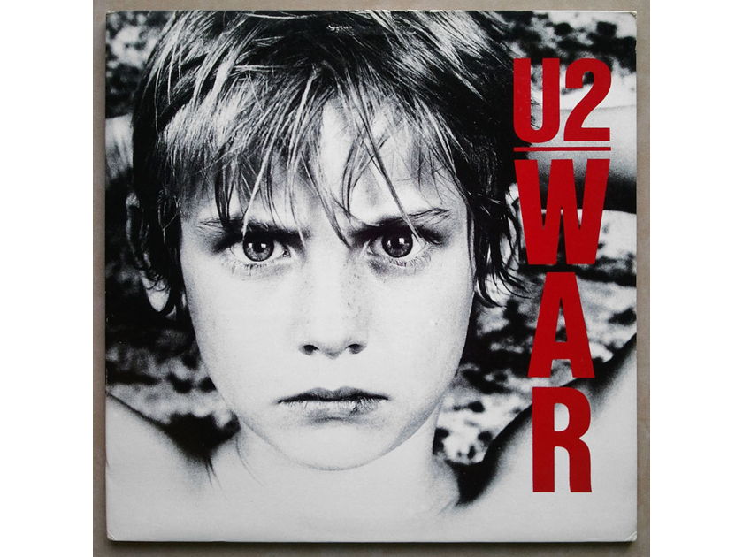 U2 - - WAR