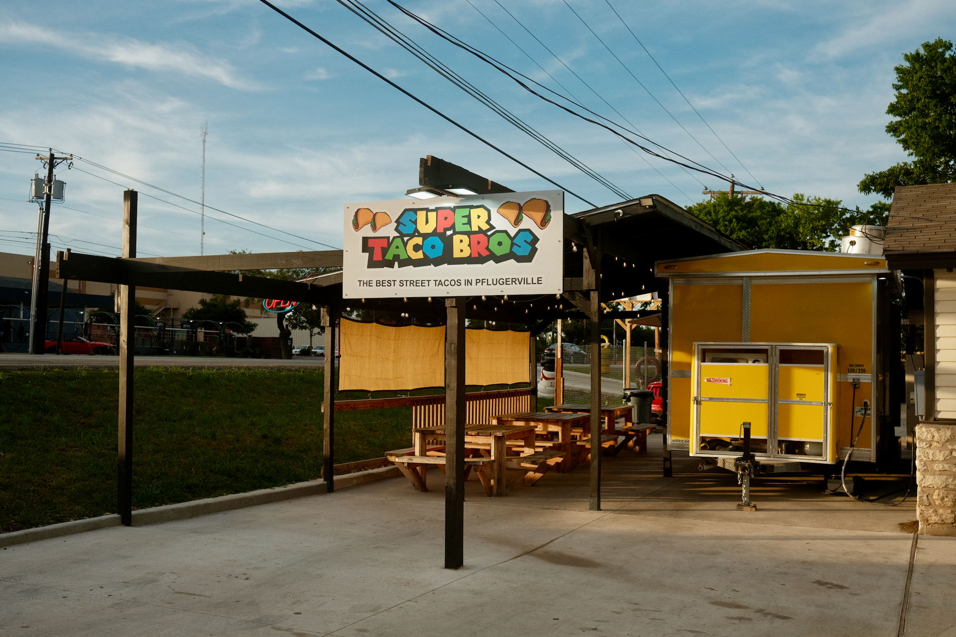 Super Taco Bros sign