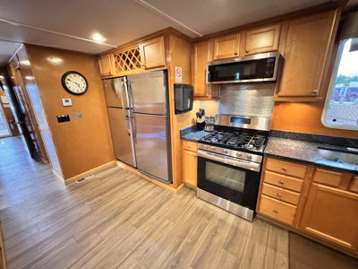 Boat Image 27