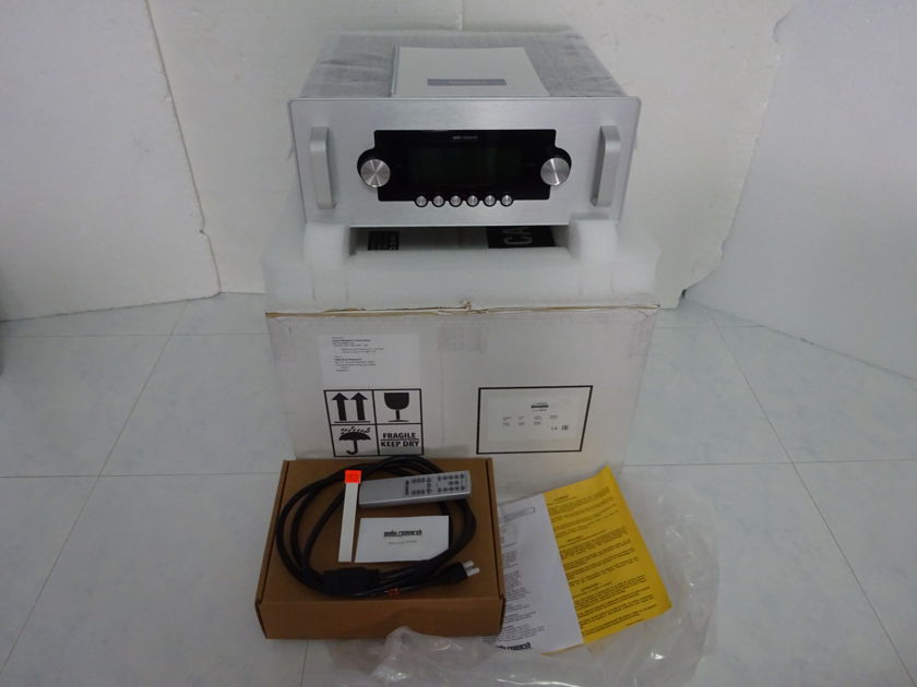 Audio Research Reference 6 like new condition - Free Shipping (220-240v@50/60Hz)