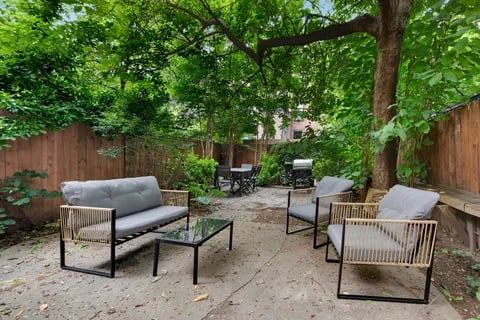 Properties on South Oxford Street - Martine Ident Team