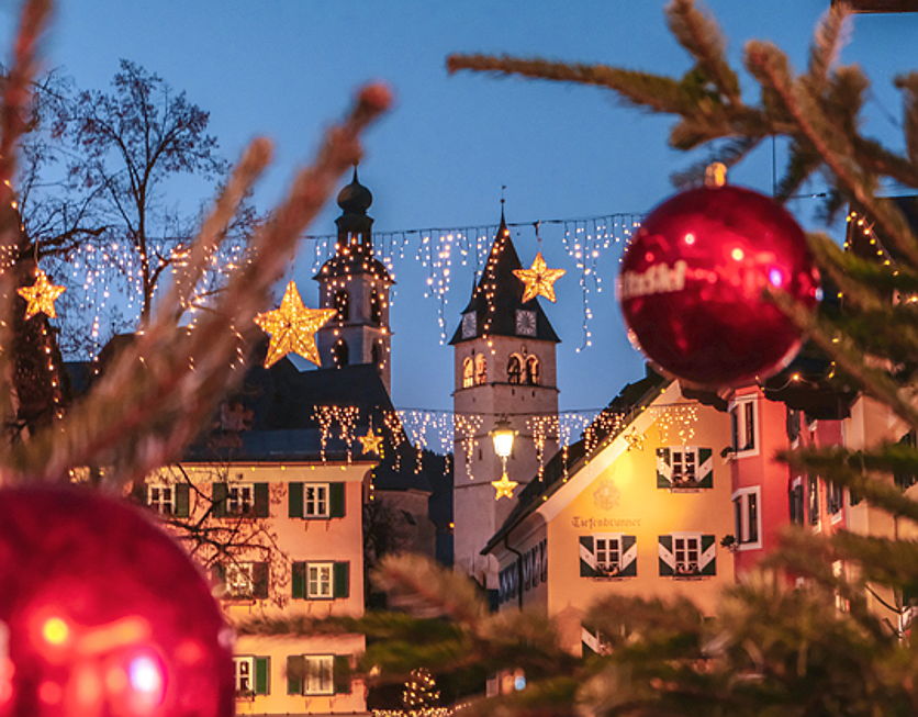  Kitzbühel
- Christkindlmarkt Kitzbühel · Kitzbüheler Advent