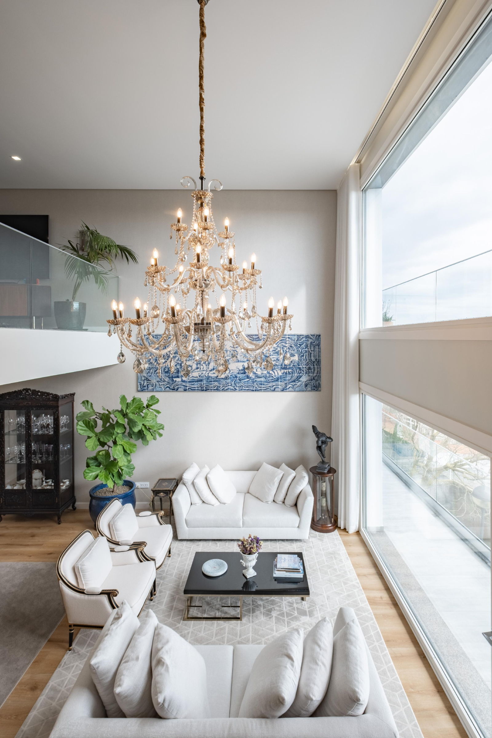 T4+1 Duplex Penthouse with Private Wellness in Oeiras