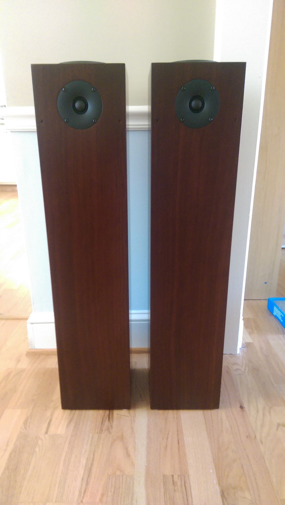 AV123 X-Omni Speakers For Sale Audiogon