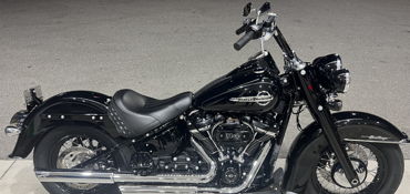2020 HARLEY-DAVIDSON HERITAGE CLASSIC 114 motorcycle for rent near Clearwater, FL