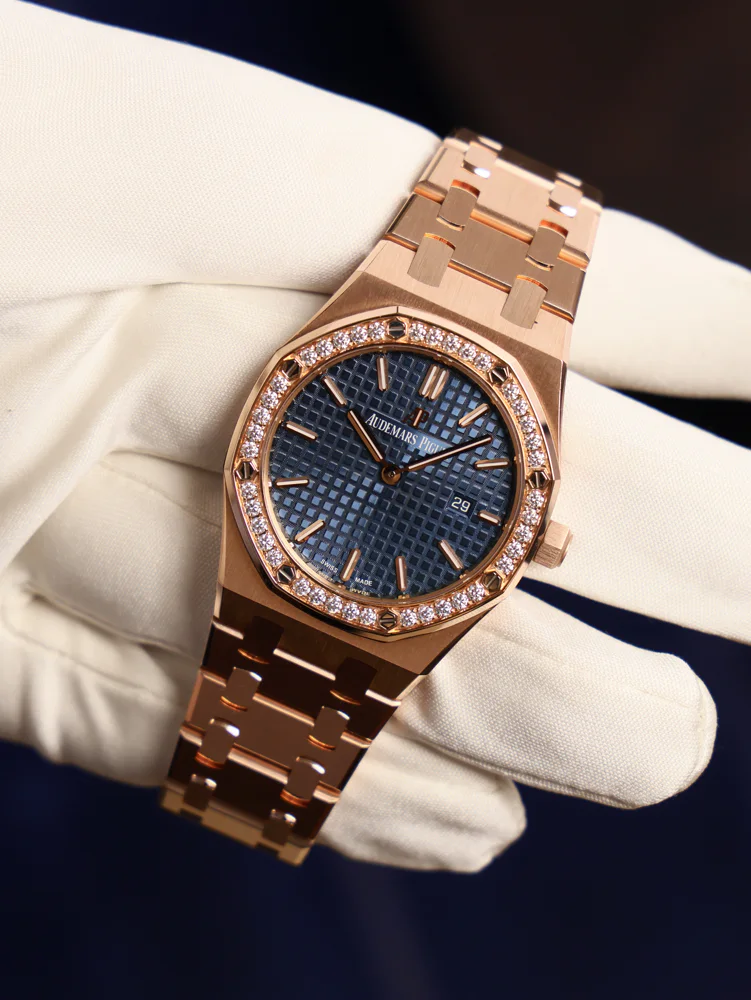 Lady Extract from Archives. Rose Gold Blue Dial Diamond Bezel, image 2
