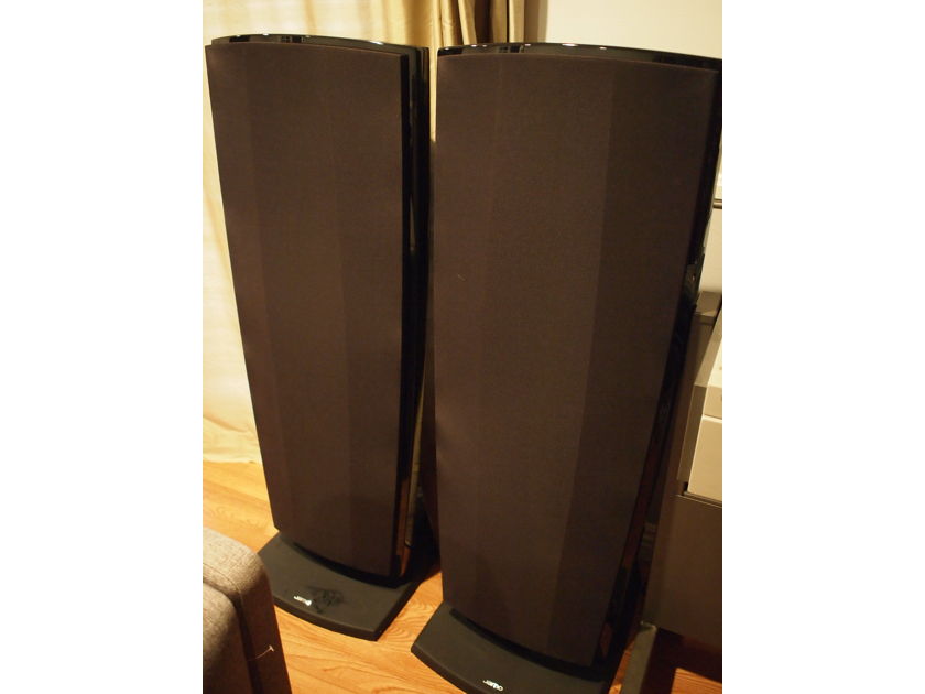 Jamo R-909 Reference Speakers