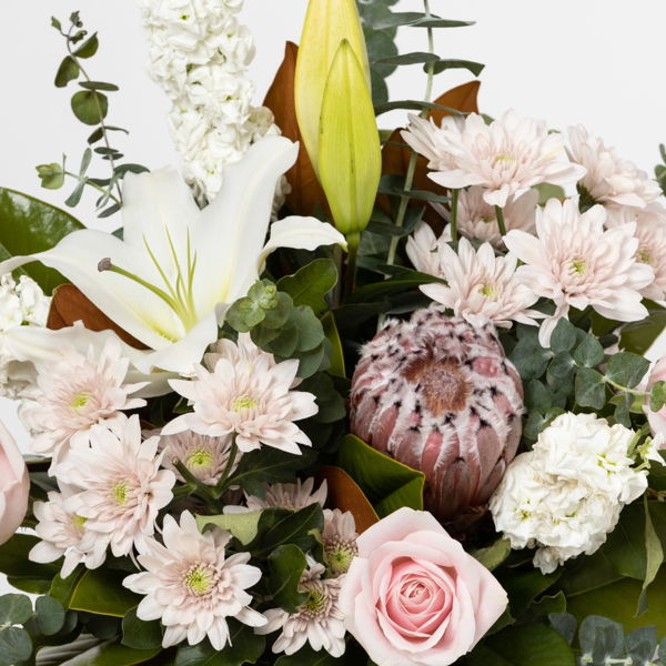 Pastel Bouquet_flowers_delivery_interflora_nz