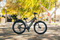 Velo electrique sur une rue de ville