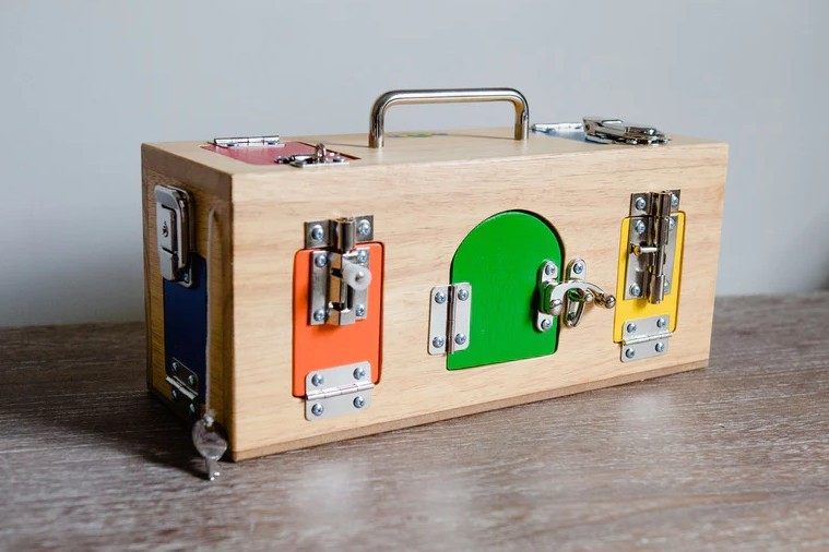 Lock activity Box