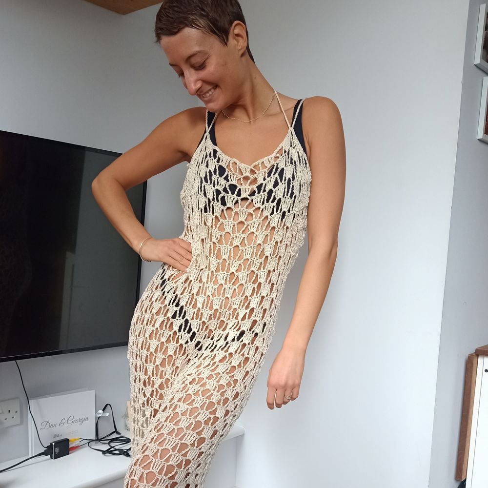 Padrão de crochê: o vestido de praia de renda