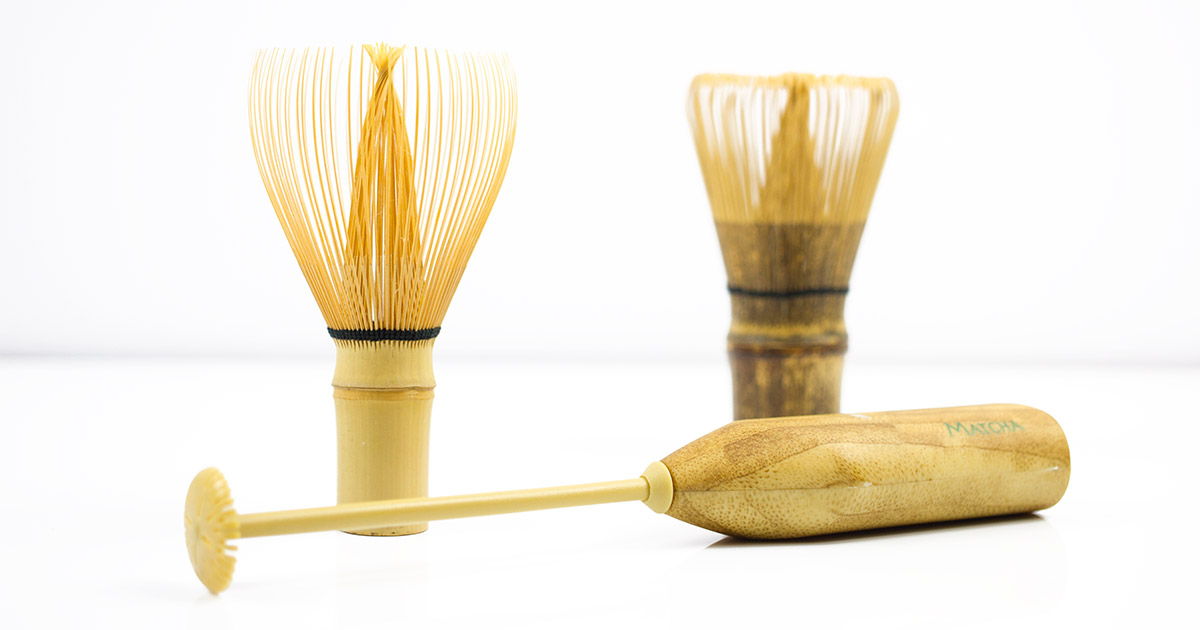 Bamboo whisk and electric frother comparison
