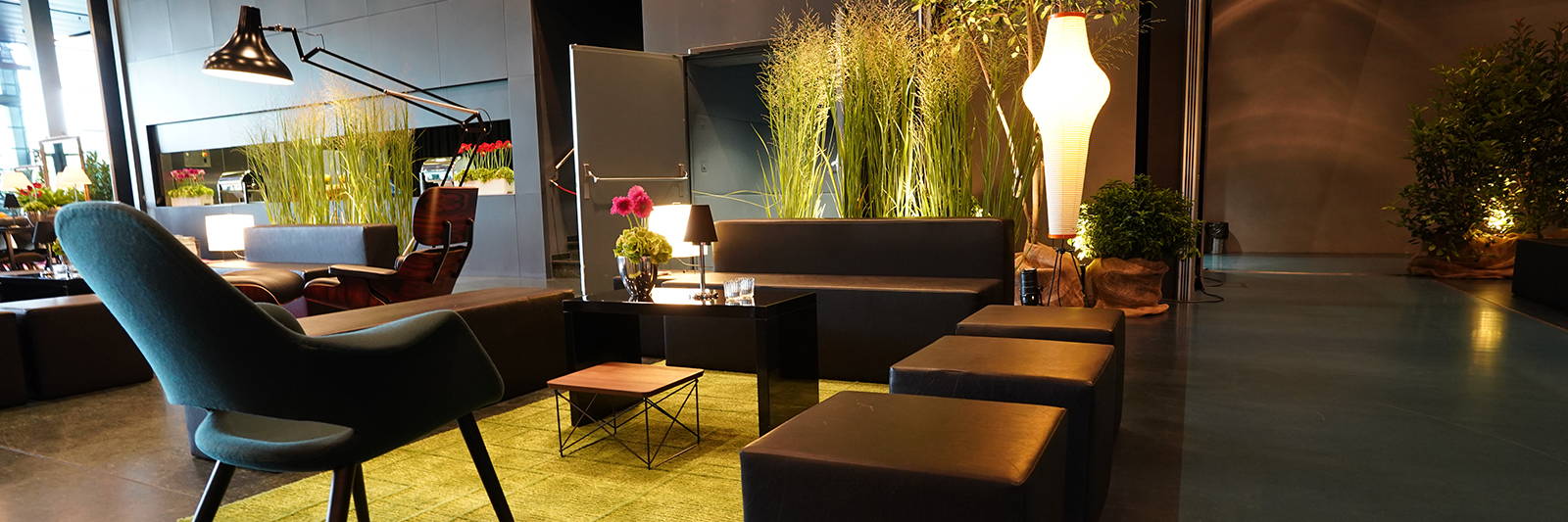 Event Lounge Beistelltisch mieten für Sofa und Sitzwürfel