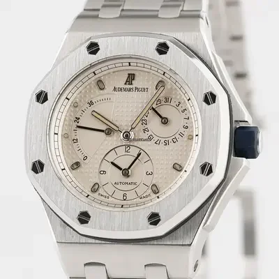 Audemars Piguet Royal Oak Offshore Hong Kong Edition 37mm White Dial