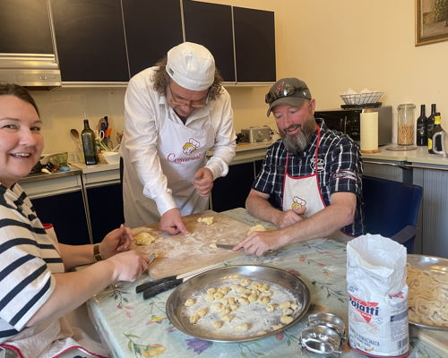 Tour enogastronomici Catania: Visita alla "piscarìa", il mercato più antico di Catania