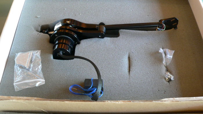 HELIUS OMEGA tonearm NEW / * HIGHLY REDUCED *