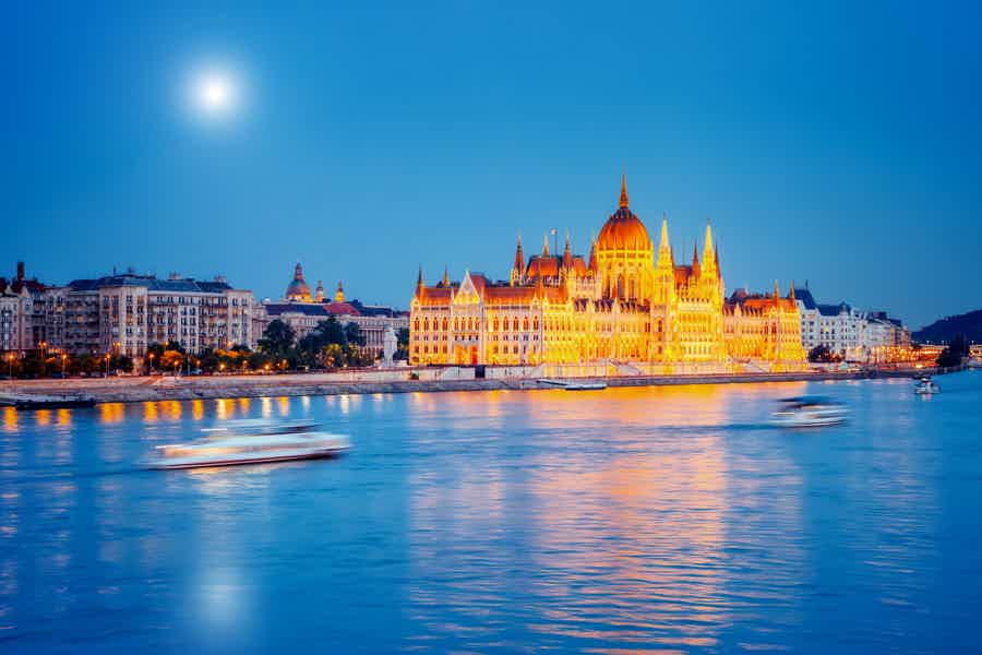 Evening Sightseeing Cruise with Unlimited Prosecco - photo 3