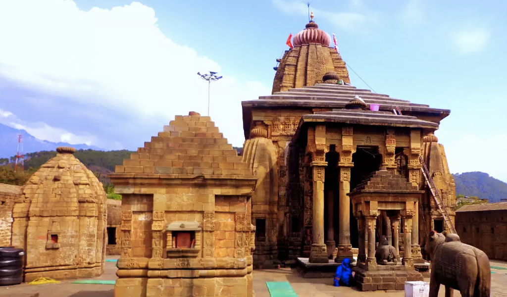 Baijnath Temple 1.jpg