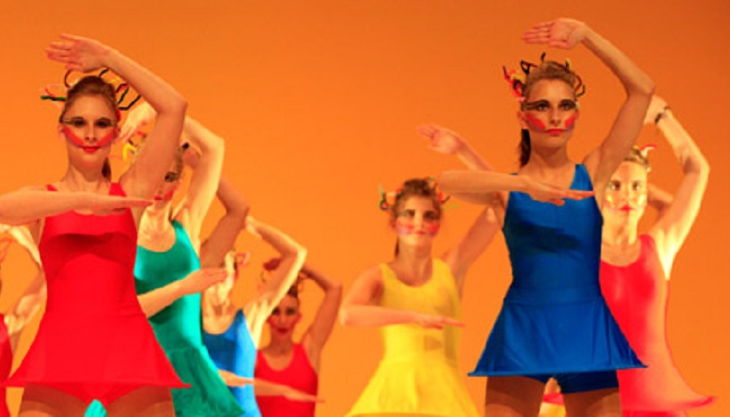 tanzetage tanzende frauen