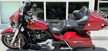 2019 HARLEY-DAVIDSON FLHTK ULTRA LIMITED motorcycle for rent near Golf, FL