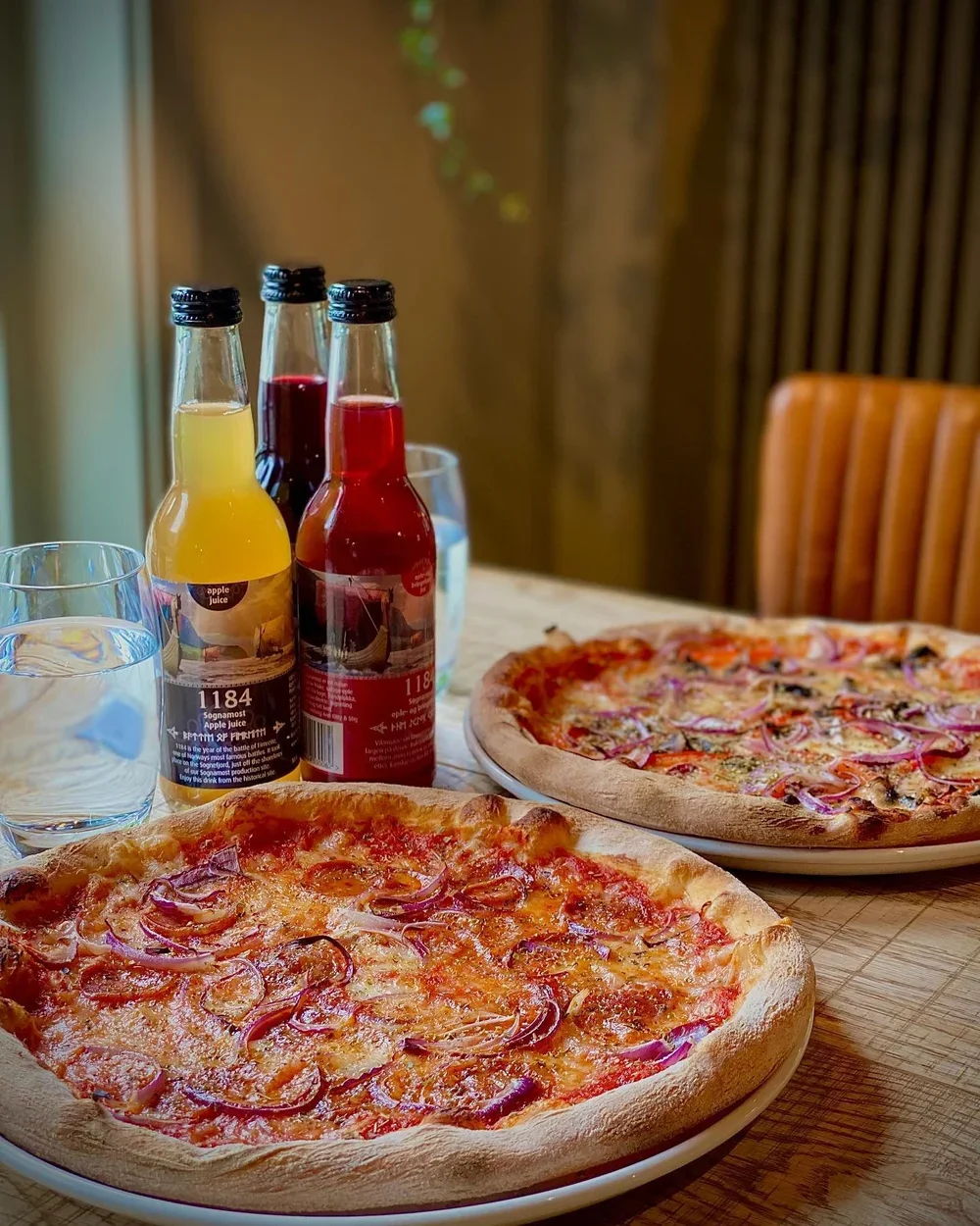 Pizzabuffé og festivalmeny på Laksen bakeri
