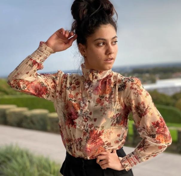 Zinnia Blouse - Image 3