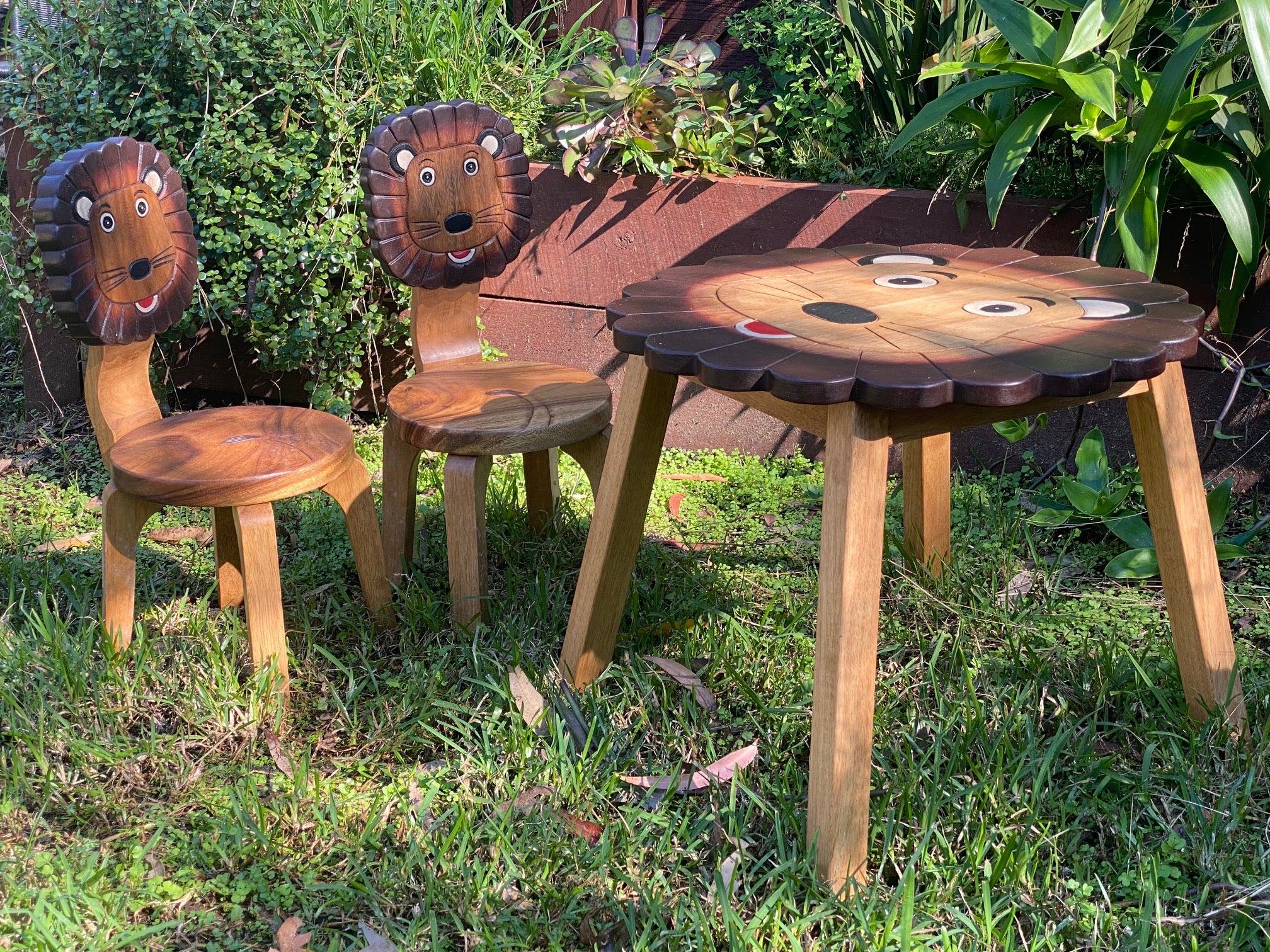 Kids Wooden Table + 2 Chairs Set Lion Design Carved Timber Children Furniture - Image 2
