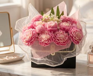 Strawberry & Vanilla Soap Flower Bouquet