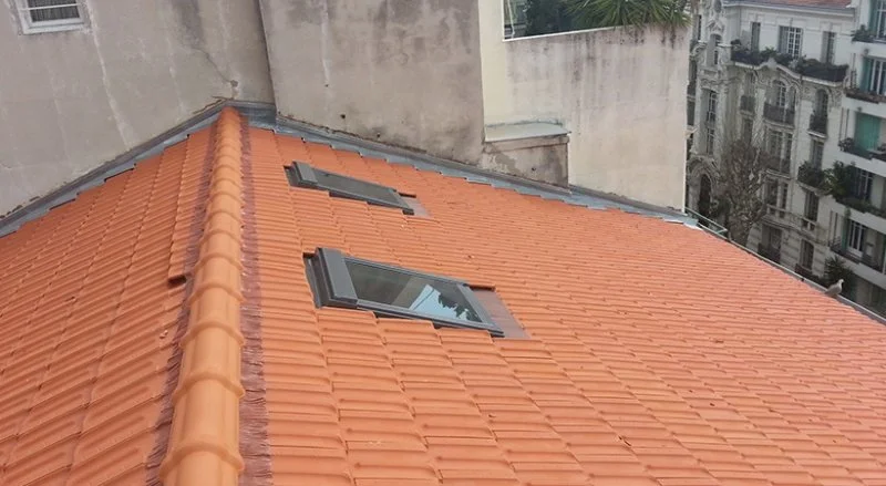 Pose de tuiles de Marseille à Nice Nord — photo 5 sur 7 — CEG TOITURE
