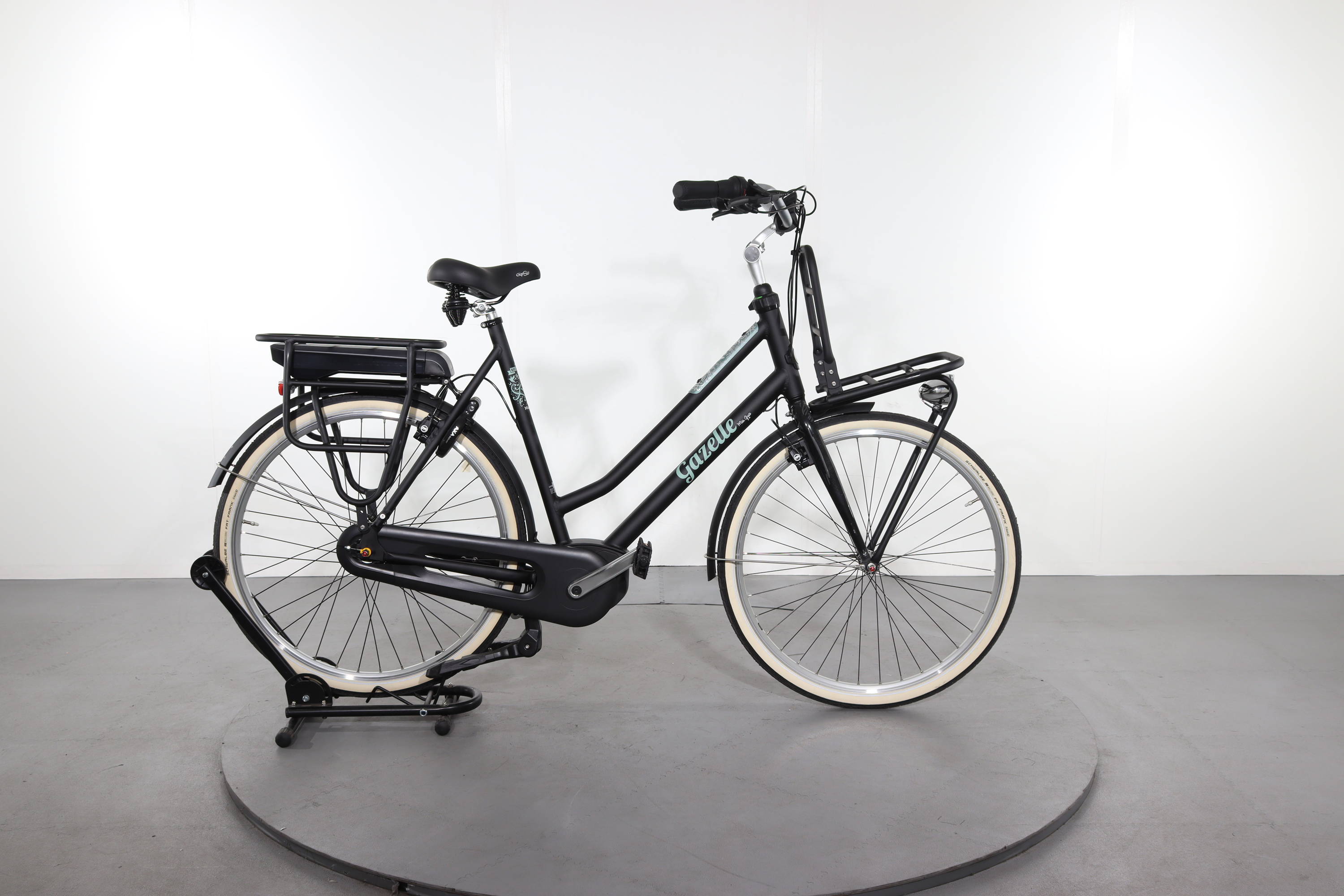 Gazelle  Miss Grace C7+ HMB