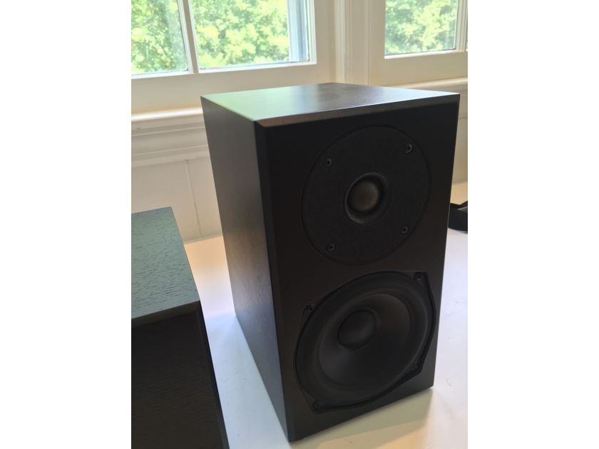 Totem  Mite pair + Mite T center 3.0 speaker system