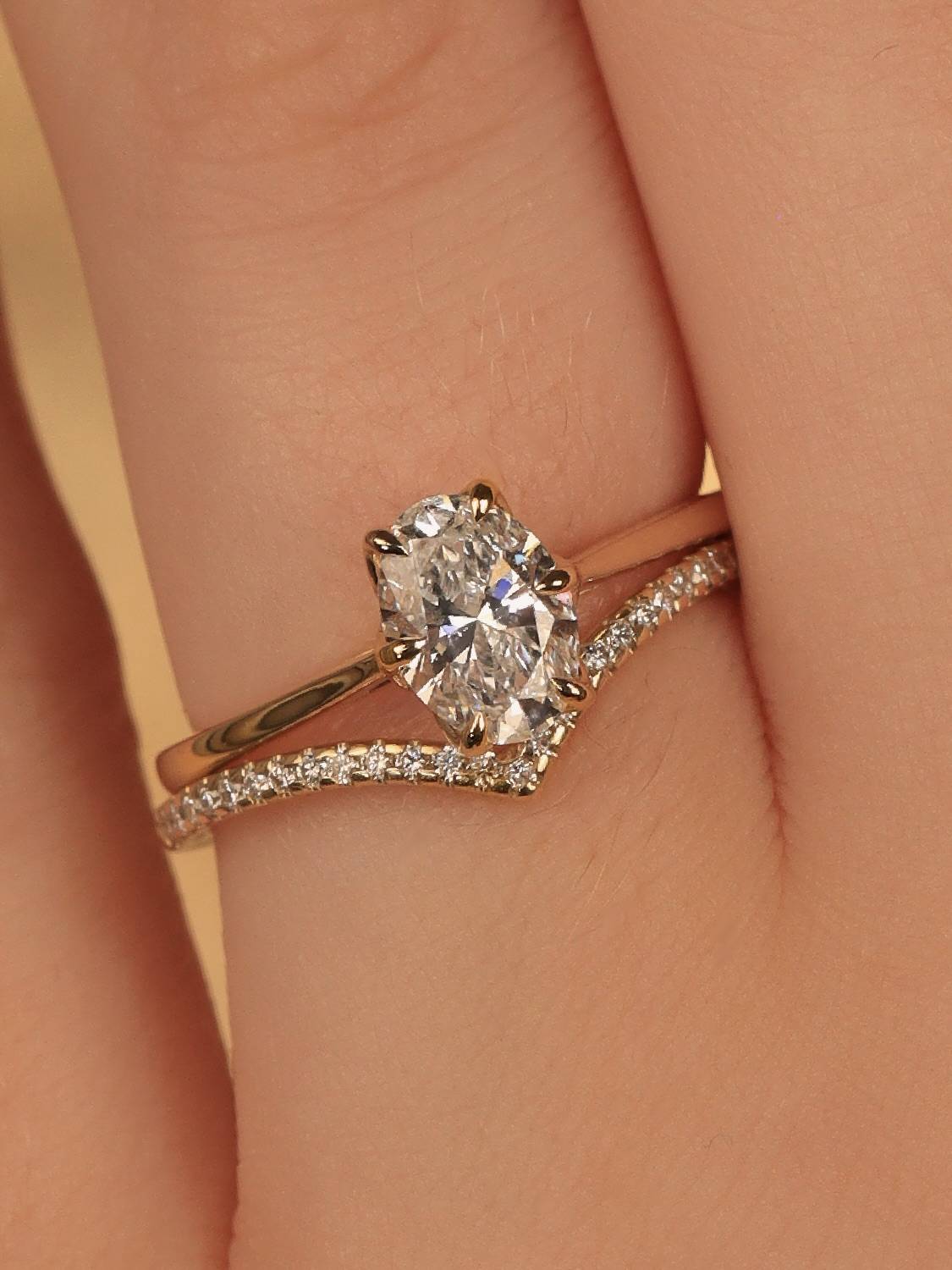 Lab grown diamond engagement rings