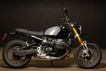 2025 BMW R 12 motorcycle for rent near Austin, TX