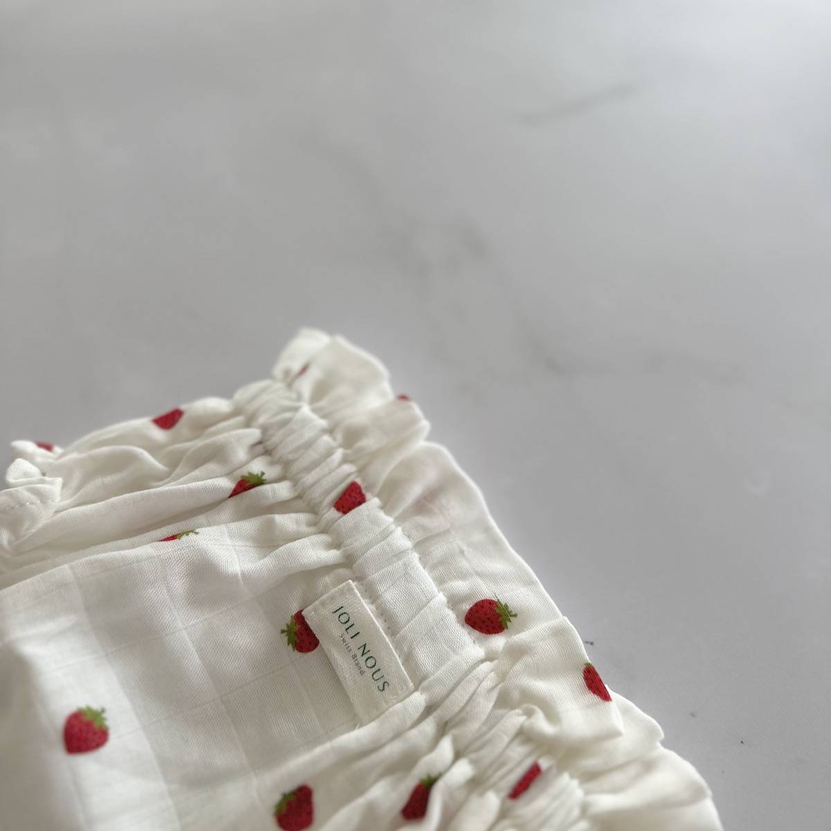 Bloomer blanc broderie anglaise dentelle bébé blanc en coton certifié OEKO-TEX, confortable et stylé, parfait sur une couche ou avec des collants, fabriqué au Portugal