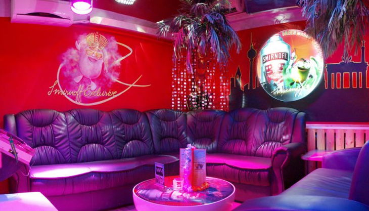 green mango die rote vip lounge