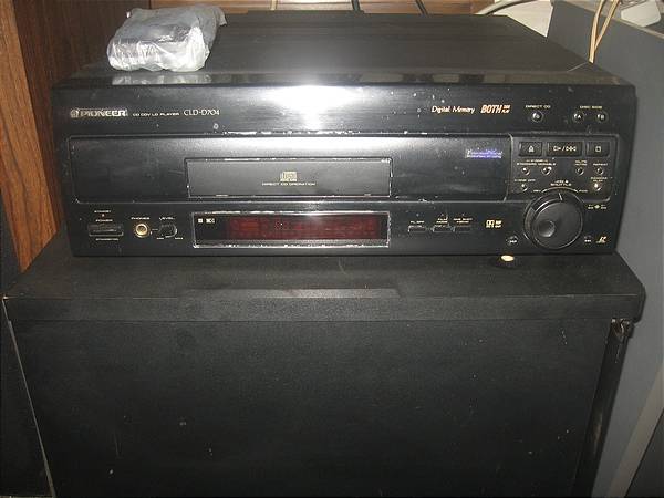 Pioneer LD Player