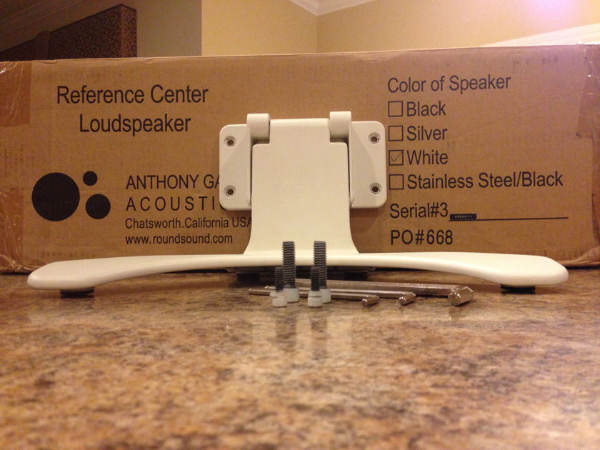 Anthony Gallo Acoustics Reference AV Center Speaker Stand Excellent condition; hard to find, in white...